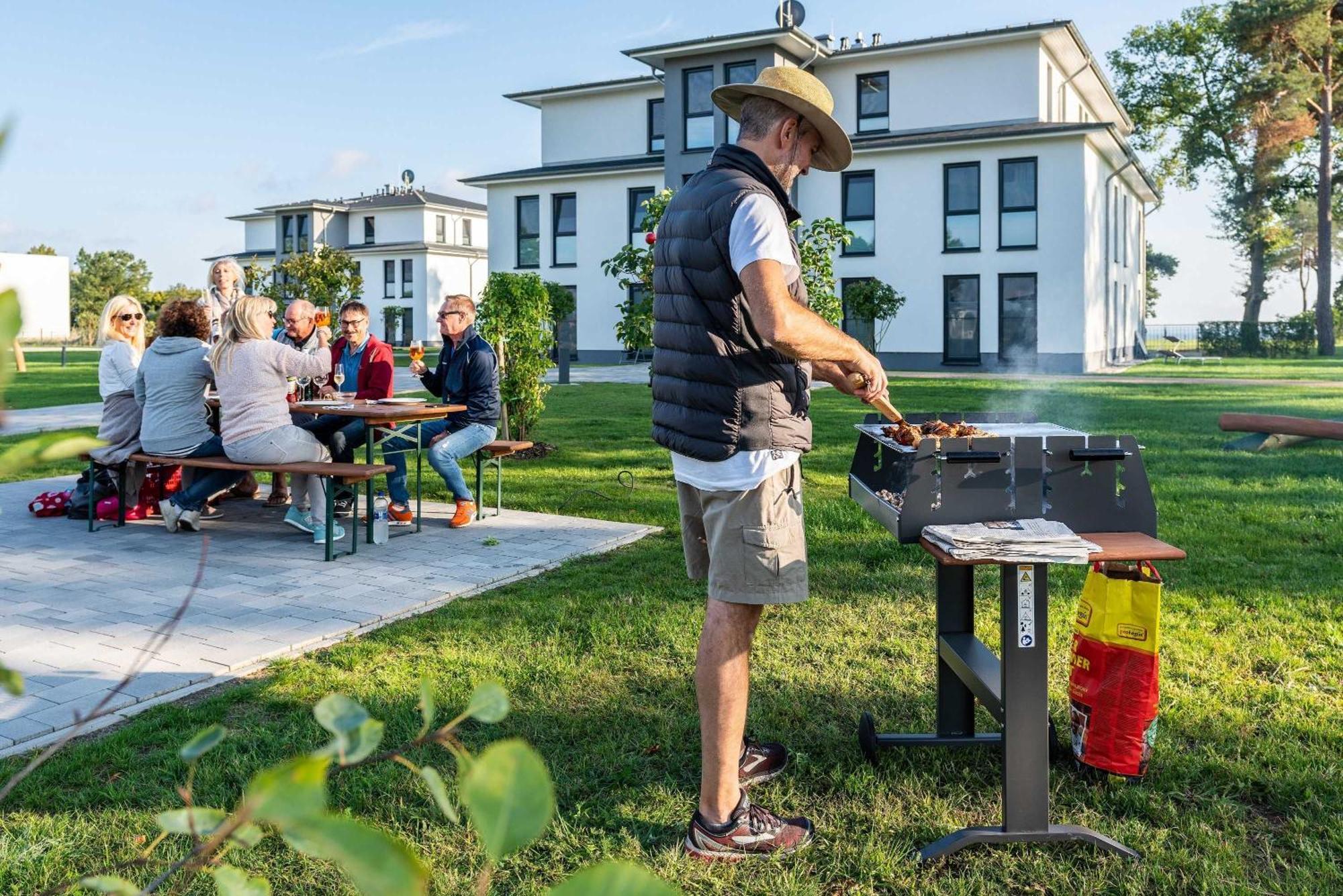 Terrassenwohnung "Inselhain" - Oase Am Haff Garz  Buitenkant foto