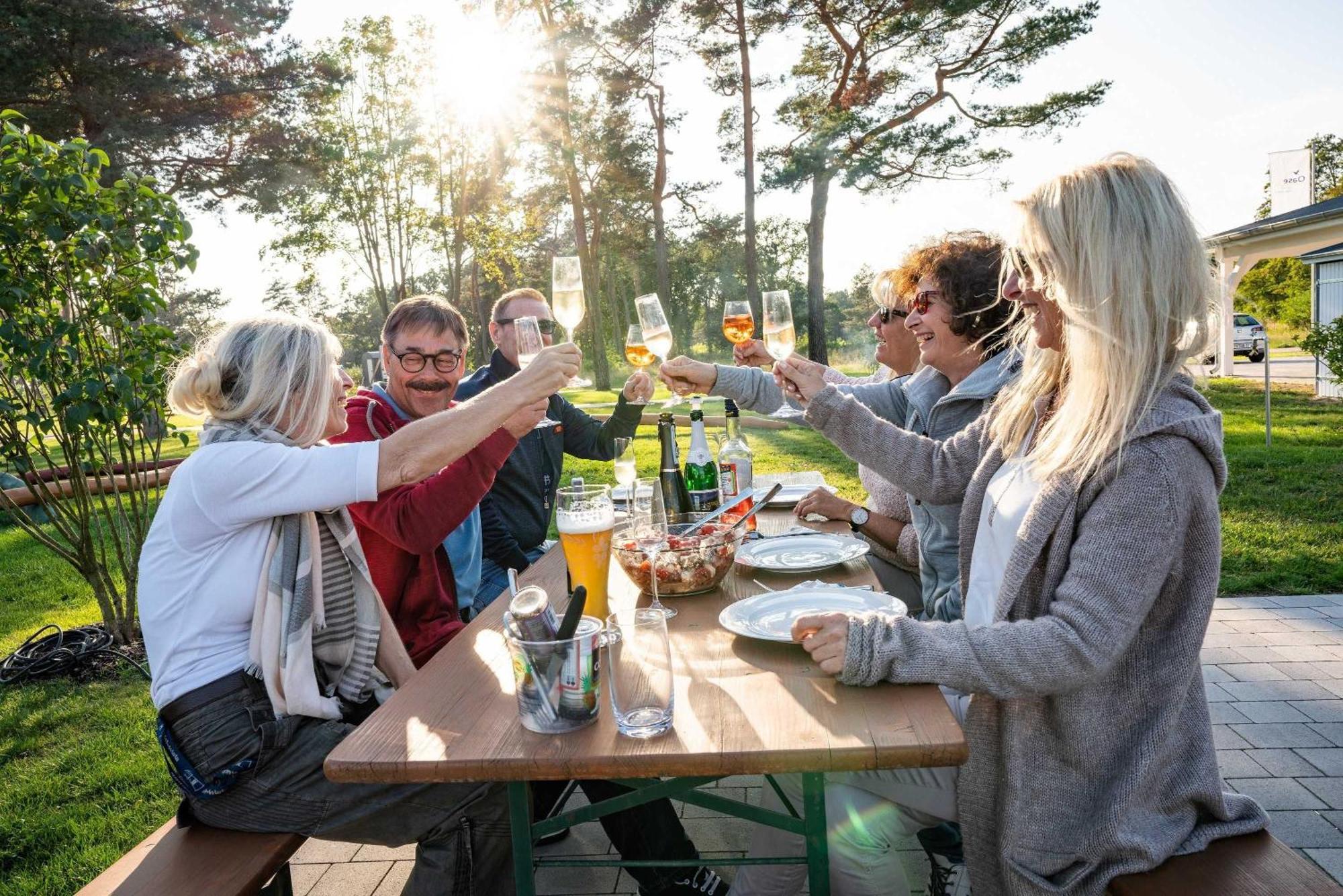 Terrassenwohnung "Inselhain" - Oase Am Haff Garz  Buitenkant foto