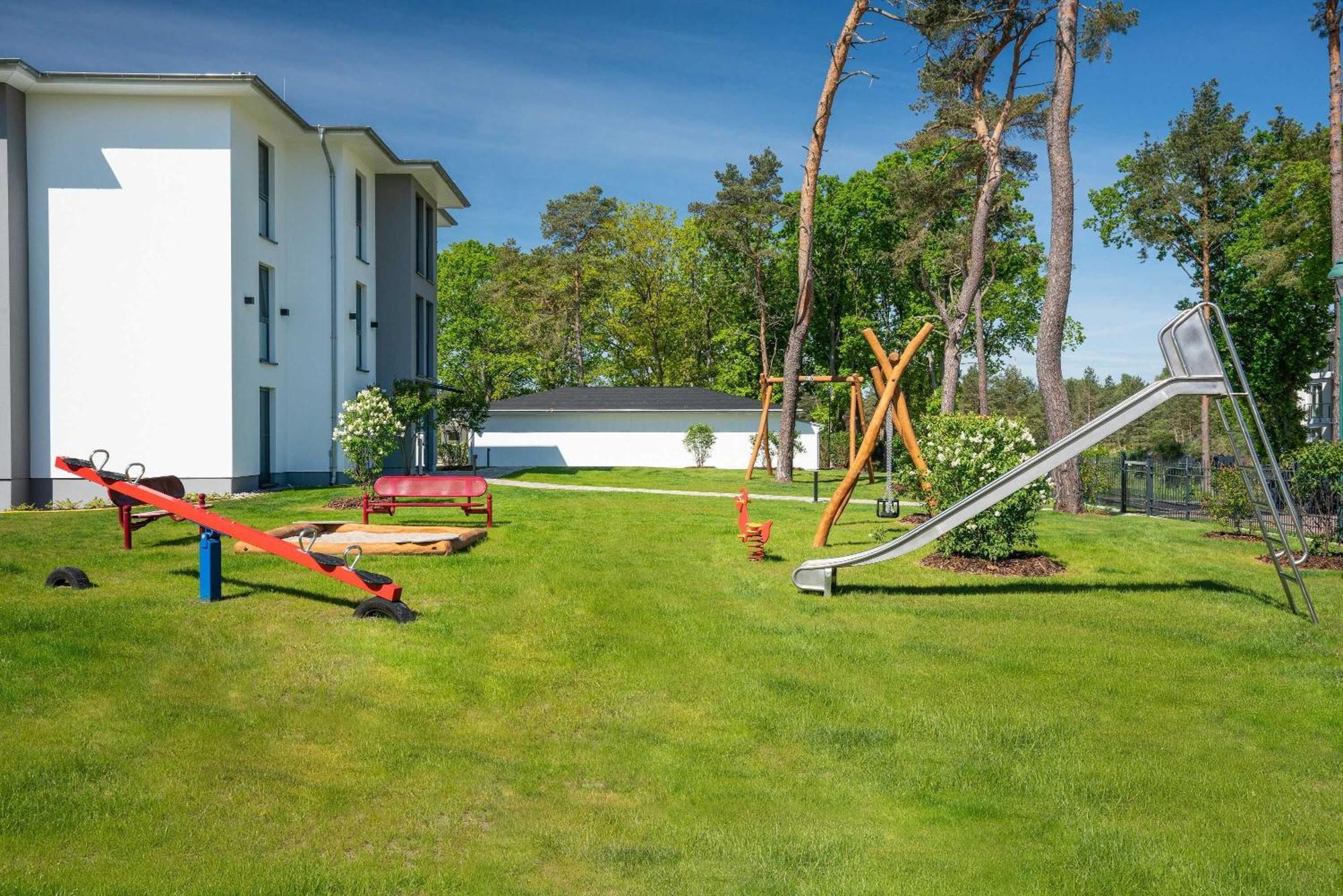 Terrassenwohnung "Inselhain" - Oase Am Haff Garz  Buitenkant foto